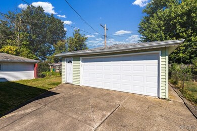 250 Dupont Ave, Tonawanda, NY 14150 - photo 5