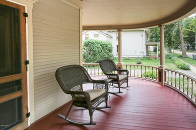 332 N Eagle St, Marshall, MI 49068 - photo 3