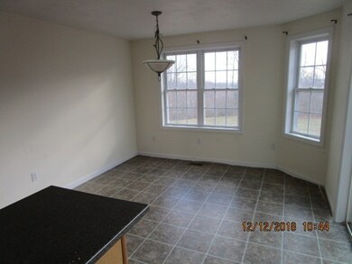 94 Ledgecrest Dr, Worcester, MA 01603 - photo 7