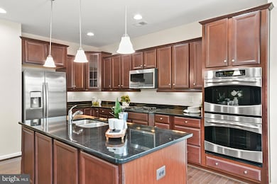 509 Rampart Way unit 19, Oxon Hill, MD 20745 - photo 6