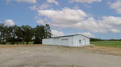 36x64 Pole Shed with tar floor & loading dock.jpg