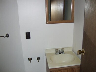 Full Bath.