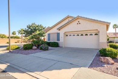18021 W Fairway Dr, Surprise, AZ 85374 - photo 2