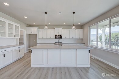 658 S Juli Ave, East Wenatchee, WA 98802 - photo 5