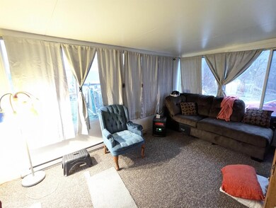 271 S 5th St, Lansing, IA 52151 - photo 5