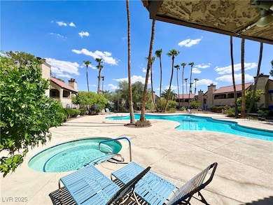 4736 Obannon Dr unit D, Las Vegas, NV 89102 - photo 2