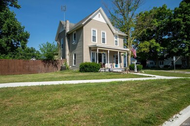 315 N York St, Albion, IN 46701 - photo 3