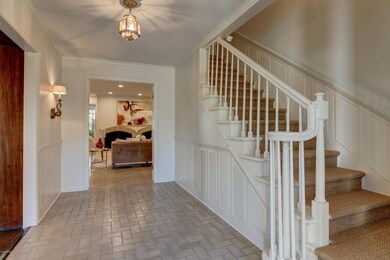 LB 101 Whitcomb Cir-3