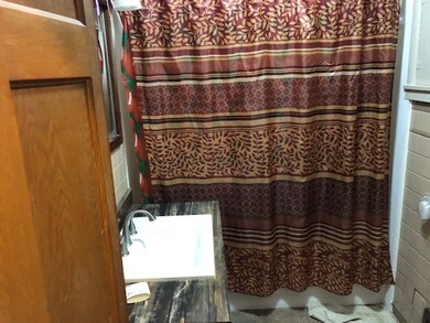 10 W Hefron St, Washington, IN 47501 - photo 6