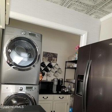 Laundry & Coffee Bar