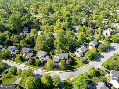 4561 Doncaster Dr, Ellicott City, MD 21043 - photo 5