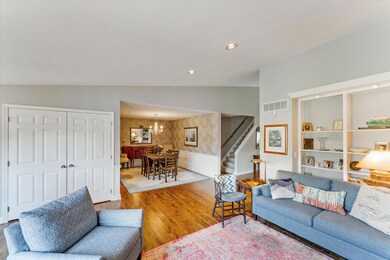 Mansion Way Great Room 3