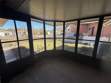 550 E North 19th St, Abilene, TX 79601 - photo 3