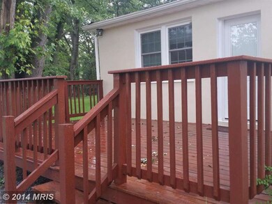 9101 Pine View Ln, Clinton, MD 20735 - photo 3