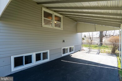 3738 Susan Ln, Brookhaven, PA 19015 - photo 5