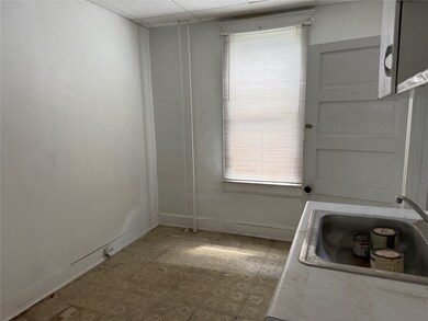 10 Oliver St, Binghamton, NY 13904 - photo 3