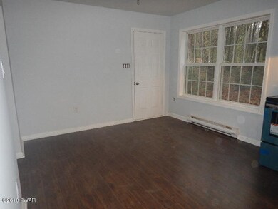 115 Indian Run Ct, Milford, PA 18337 - photo 4