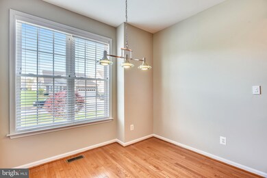 6119 Beton Ct, Gainesville, VA 20155 - photo 4