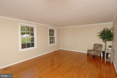 1109 Riva Ridge Dr, Great Falls, VA 22066 - photo 7