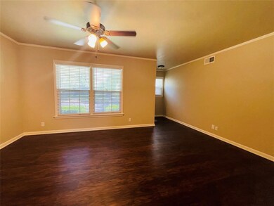 305 Line Dr, Gainesville, TX 76240 - photo 4