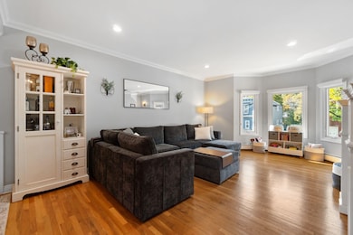 18 Grand St, Weehawken, NJ 07086 - photo 2