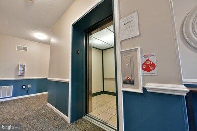 2493 Amber Orchard Ct E unit 201, Odenton, MD 21113 - photo 5