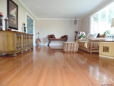 38 Cindy Crest Dr, Schenectady, NY 12306 - photo 6