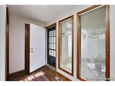 Entrance/Foyer