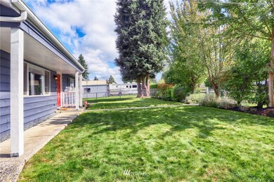 8121 206th St SW, Edmonds, WA 98026 - photo 3