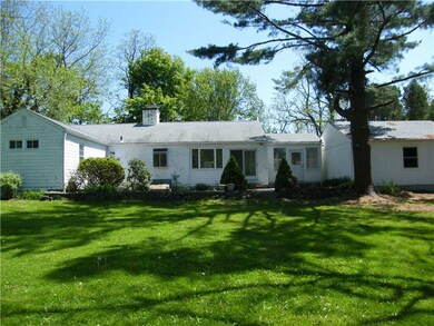 13 Griswold Ave, Bristol, RI 02809 - photo 2