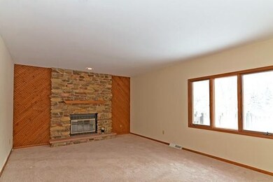 8627 Hanley Ln, Crown Point, IN 46307 - photo 3