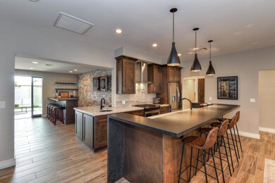 004_Kitchen
