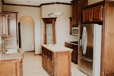 1109 Kelsi Dr, Moore, OK 73160 - photo 6