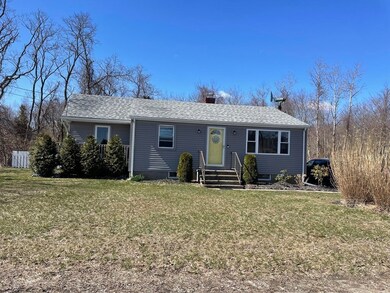 83 Birch Swamp Rd, Warren, RI 02885 - photo 4