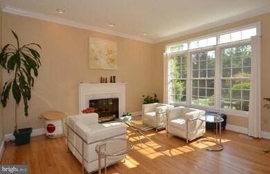 8108 Autumn Gate Ln, Bethesda, MD 20817 - photo 3