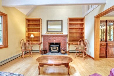133 Central Ave, East Falmouth, MA 02536 - photo 6