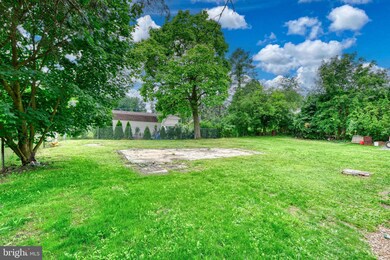 19 Schmeck Ln, Temple, PA 19560 - photo 5