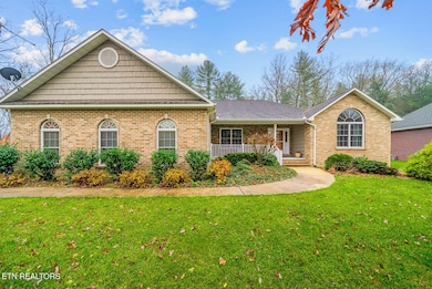 214 Woodhaven Dr, Crossville, TN 38571 - photo 2