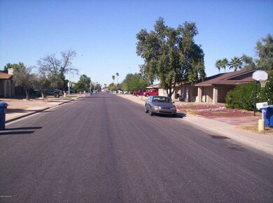 844 E Garnet Ave, Mesa, AZ 85204 - photo 2