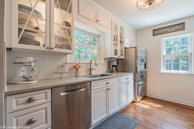 620 N Brainard St, Naperville, IL 60563 - photo 6