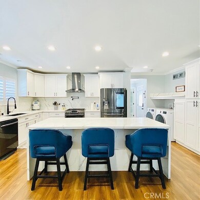 1712 W Poplar St, Compton, CA 90220 - photo 6