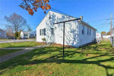 44 Rocco Ave, Pawtucket, RI 02860 - photo 4