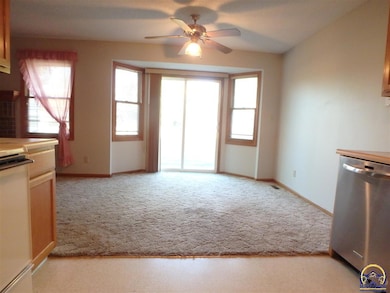 2849 SW Dukeries Rd, Topeka, KS 66614 - photo 7