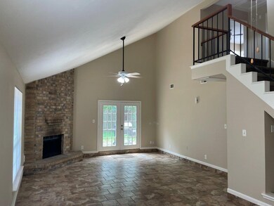 15727 Oak Mountain Dr, Houston, TX 77095 - photo 2