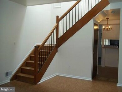 818 W Barre St, Baltimore, MD 21230 - photo 7