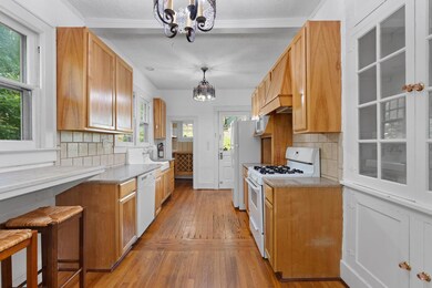 7-web-or-mls-1119 Highland Ave-Bekah R-7
