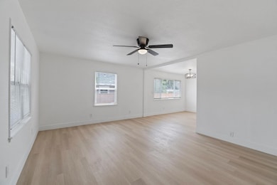 1559 N Carruth Ave, Fresno, CA 93728 - photo 6