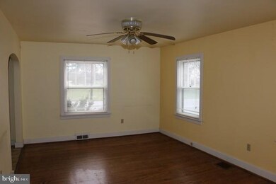 2475 Scotland Rd, Chambersburg, PA 17201 - photo 4