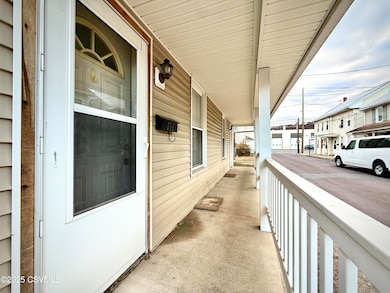 144 Lombard St unit 146, Sunbury, PA 17801 - photo 3