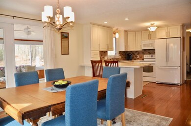 41 Carriage Ln, Hooksett, NH 03106 - photo 4